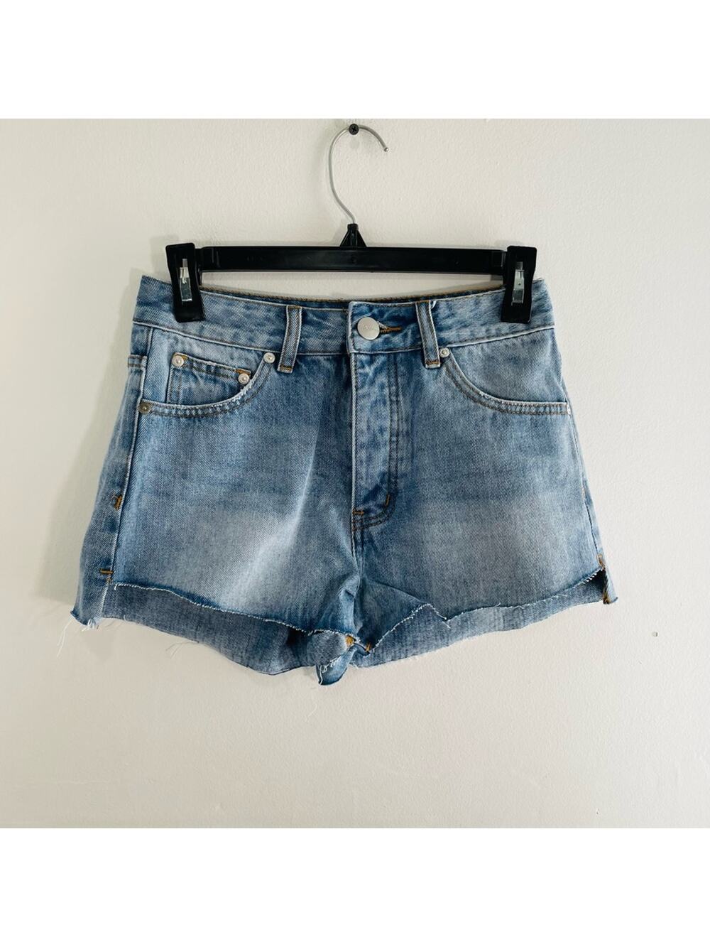 Superdown Light Wash Cutoff High Rise Denim Shorts 26